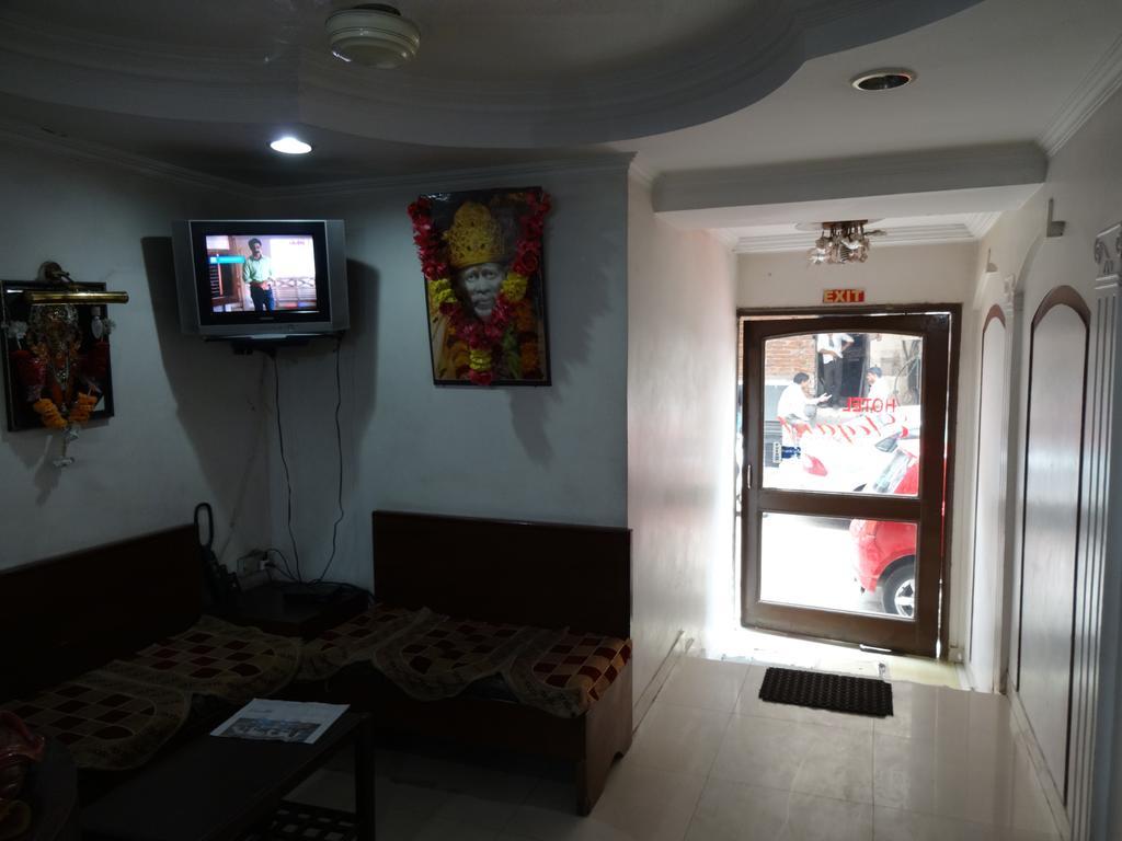 Hotel Elegant International New Delhi Ngoại thất bức ảnh