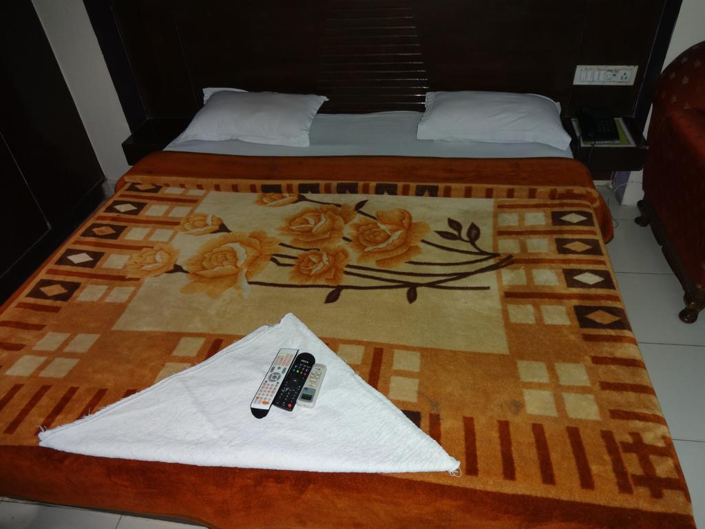 Hotel Elegant International New Delhi Phòng bức ảnh