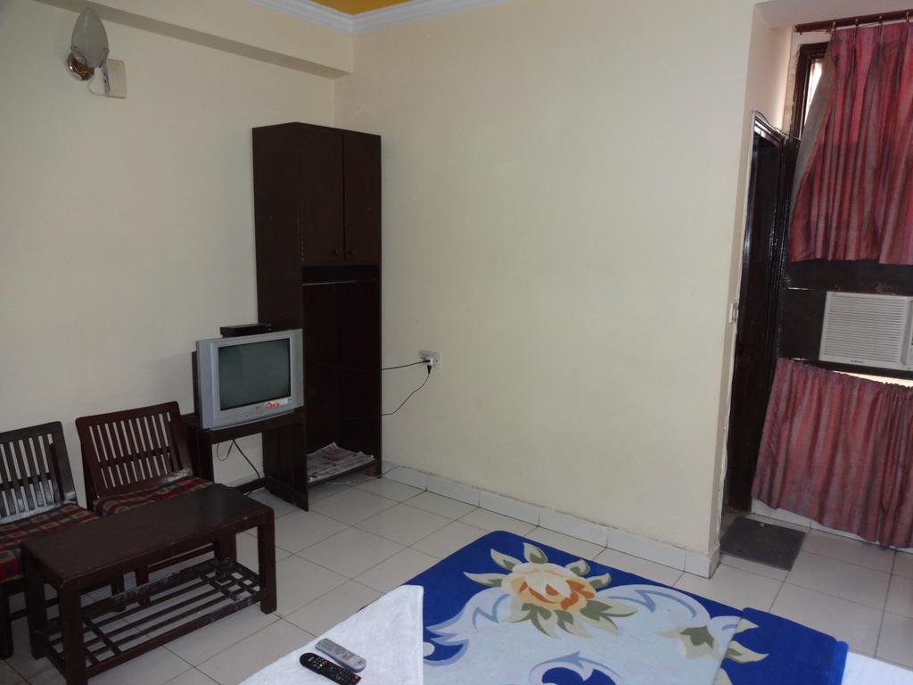 Hotel Elegant International New Delhi Ngoại thất bức ảnh