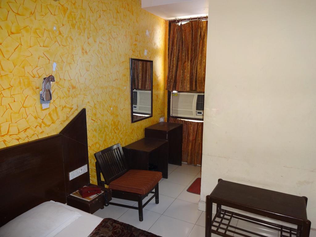 Hotel Elegant International New Delhi Phòng bức ảnh