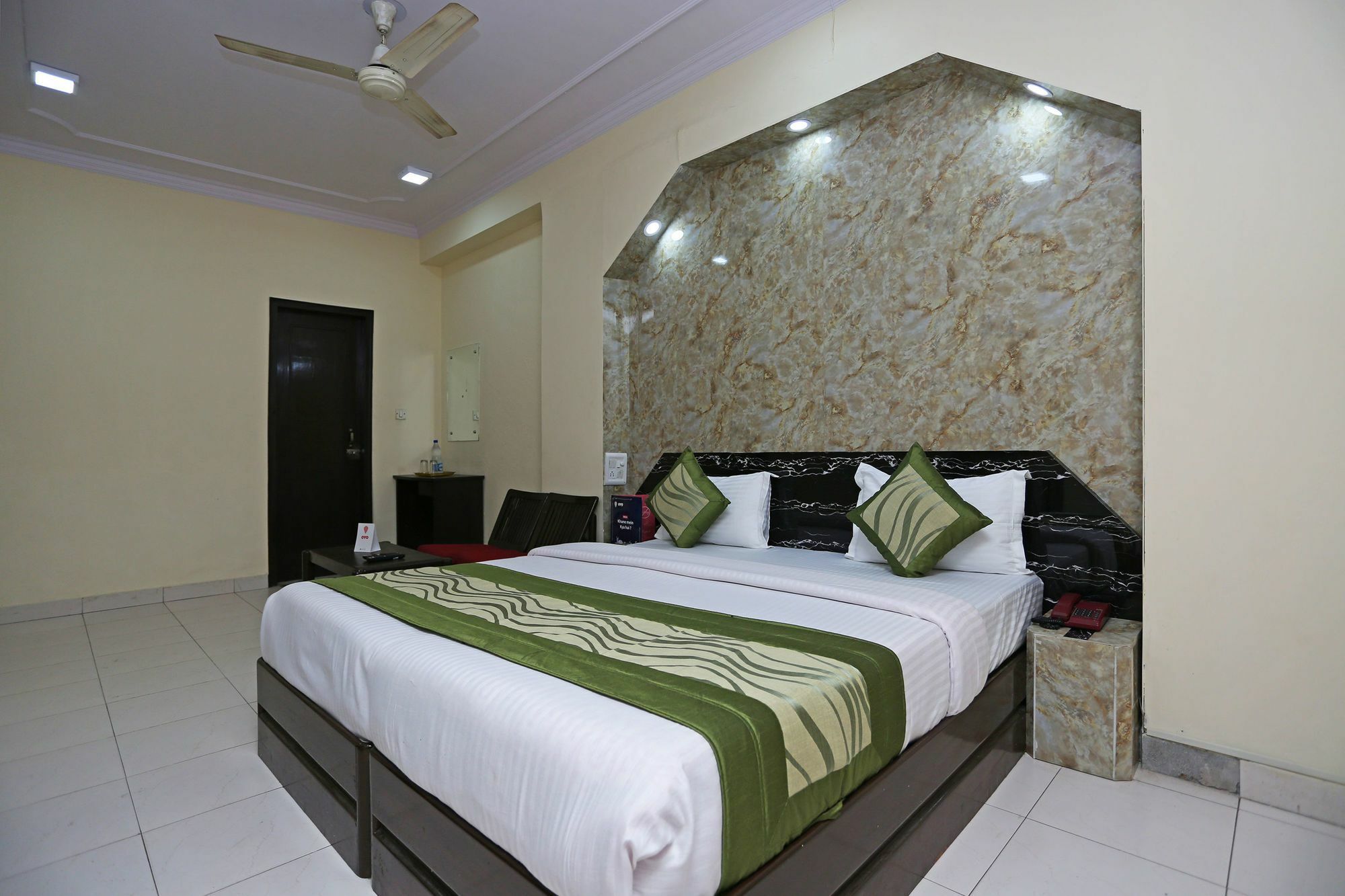 Hotel Elegant International New Delhi Ngoại thất bức ảnh